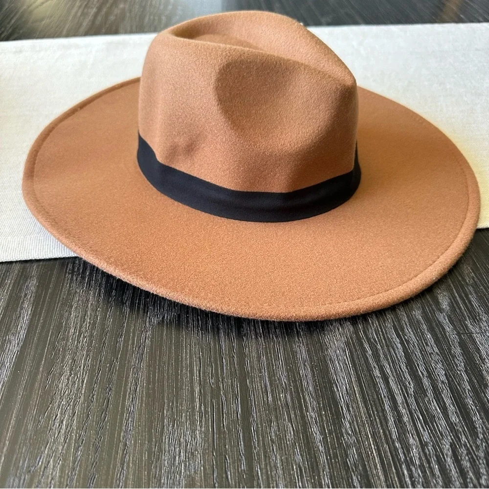 Lulus Classic Brown and Black Wide-Brimmed Felt Fedora, Floral Hand-Embroidered